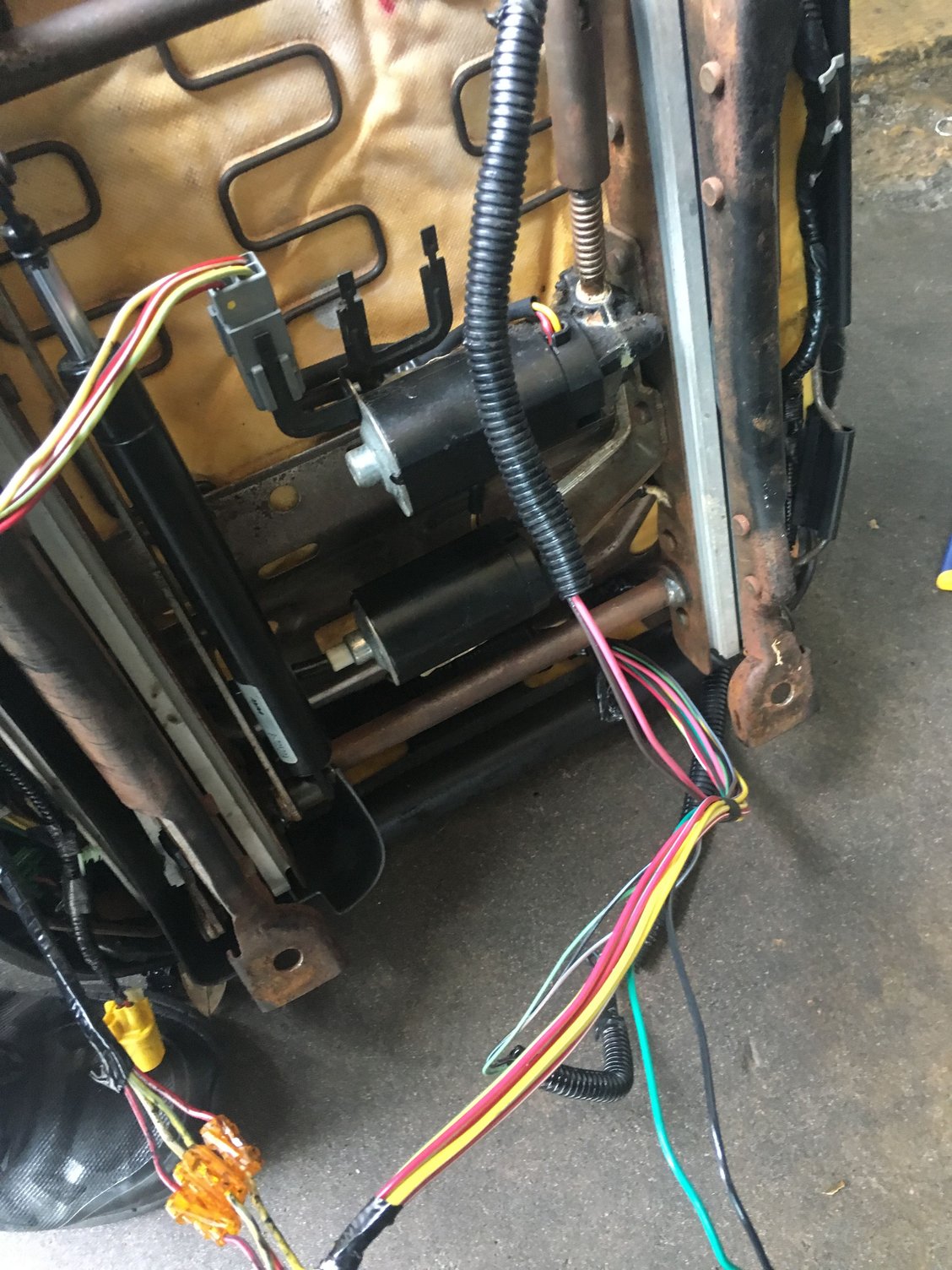 07 GT power seats in 03 Mustang