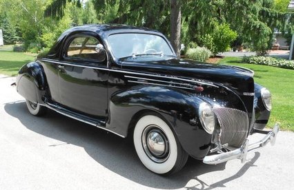 1939 Lincoln Zephyr 3 Window