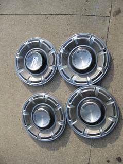 1970-72 FORD MAVERICK HUBCAPS