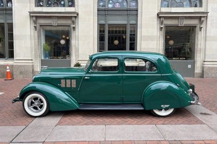 1935 Hupmobile # 521J All-Steel Streetrod Restored