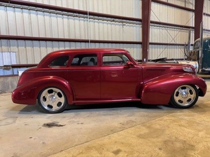 1940 Buick Custom Sedan One Off Show Stopper