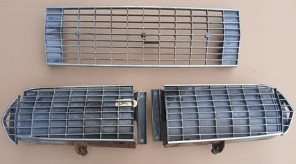 1967 Ford Thunderbird Grille w doors