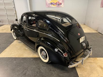 1940 Ford Deluxe
