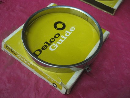 NOS 1958-64 Chevrolet, Corvette Headlight retainer