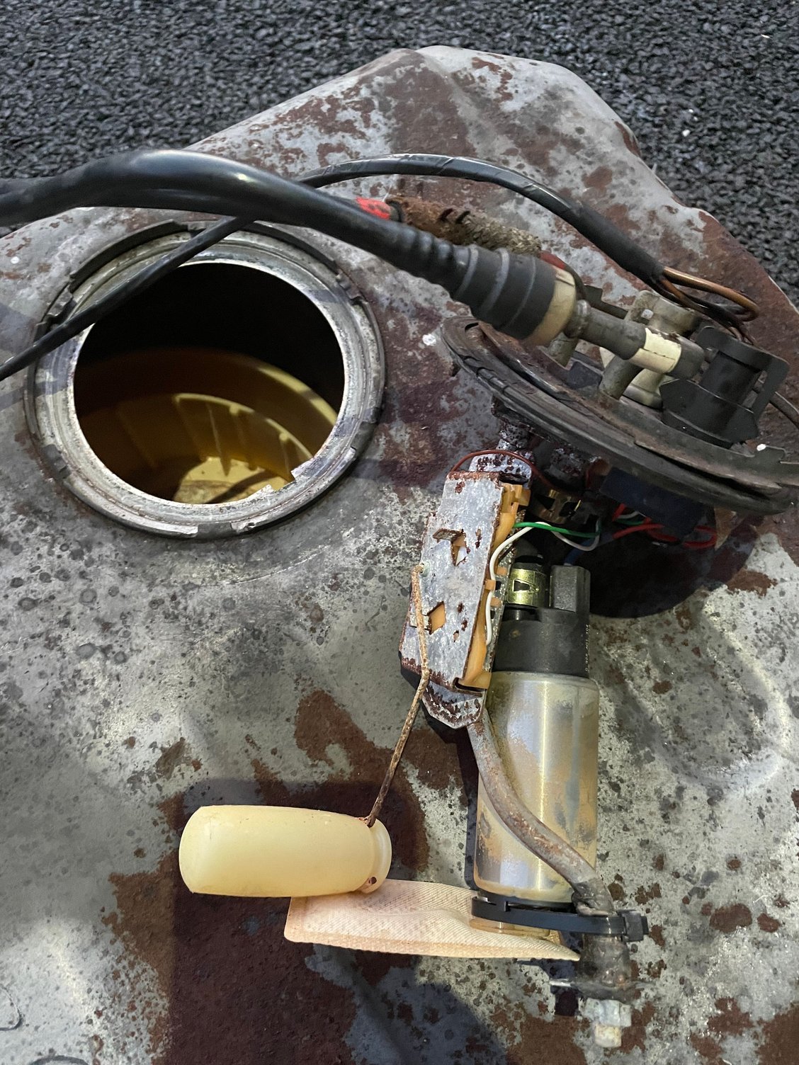 Mk4 XR3i fuel tank/ pump PassionFord Ford Focus, Escort & RS Forum Discussion