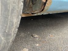 Does anyone know if this is a mot failure? I can welder them together, it’s only a car I use to bum around in and paid peanuts for it so don’t wanna spend any cash on it.
I know sharp ends are a mot failure. And I know it says 300mm from seatbelt support.

Anyone shed some light. Needs a mot anyway but if I haven’t got to mess around with it I won’t. 