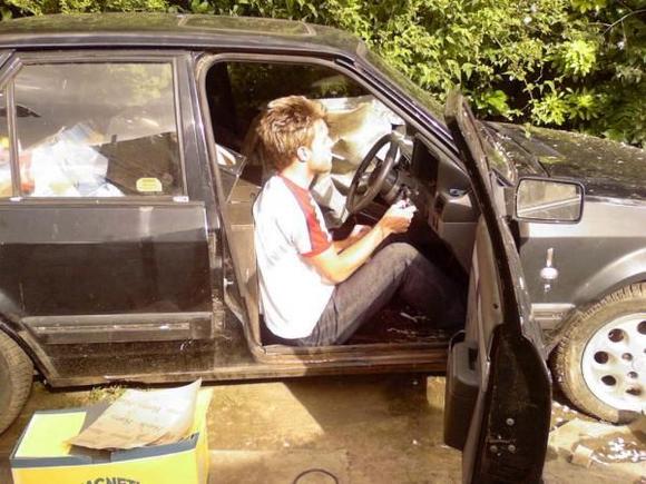 driving without a seat is awesome fun  !!