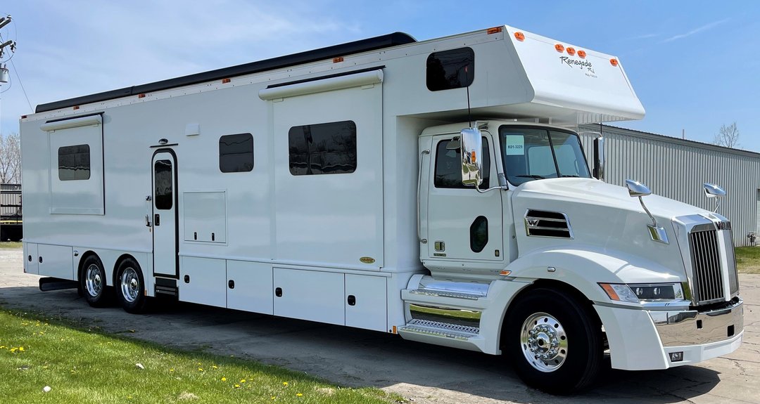 2023 Renegade Motorhome 4 slide outs for Sale in MARENGO, IL RacingJunk