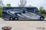 Like New! 2021 Newmar Supreme Aire 4061 Triple Slide 