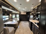 2019 Renegade 45ft Motorcoach   for sale $425,000 