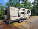 2017 Keystone Cougar Xlite 25 RES  for sale $22,995 