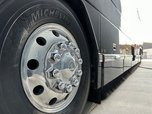 2004 Prevost Featherlight HS43 (REDUCED $100K)  for sale $180,000 