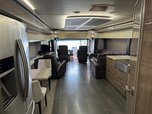 2020 winnebago Horizon 