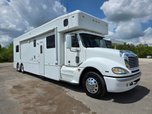 2004 Showhauler 42' 1-Slide Freightliner 450HP 12 Speed Auto  for sale $145,900 