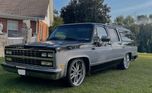 1990 Chevrolet Suburban  for sale $19,995 