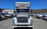 2017 Volvo VNL Showhauler 45'  