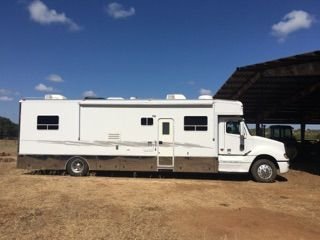 2003 freightliner Haulmark for Sale $80,000