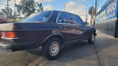 1980 Mercedes-Benz 300D  for sale $7,995 