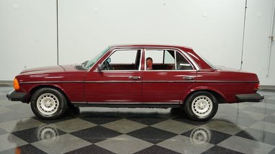 1983 Mercedes-Benz 240D  for sale $12,995 