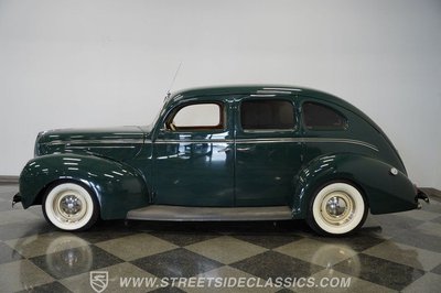 1939 Ford Deluxe  for sale $35,995 