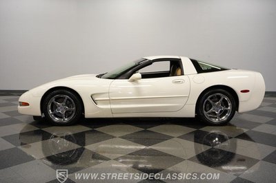 2001 Chevrolet Corvette Z51  for sale $28,995 