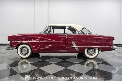 1952 Ford Crestline  for sale $25,995 