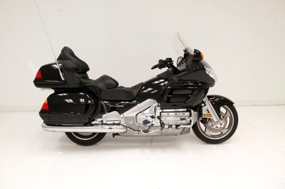 2004 Honda Goldwing  for sale $12,500 