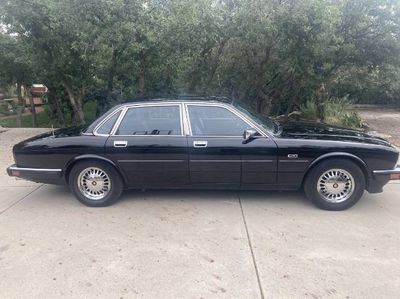 1990 Jaguar XJ6  for sale $11,495 