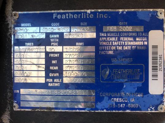 2000 Kenworth T2000 and 2002 Featherlite Aluminum Stacker Tr for Sale $95,000