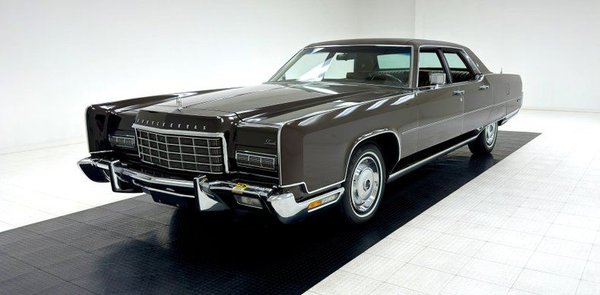 1973 Lincoln Continental 4 Door Sedan