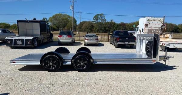 2023 Sundowner 20' Car Hauler 
