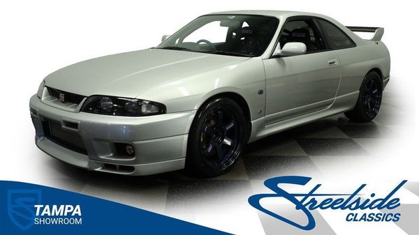 1995 Nissan Skyline  for Sale $77,995 