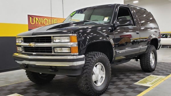 1995 Chevrolet Tahoe 2dr  for Sale $39,900 