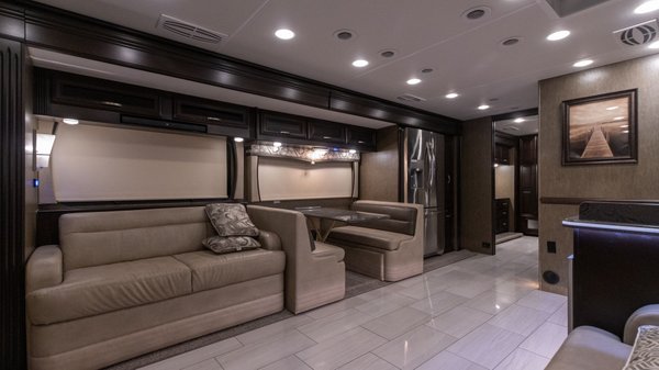 Used 2019 Berkshire XL 40D Class A Diesel Pusher Motorhome R