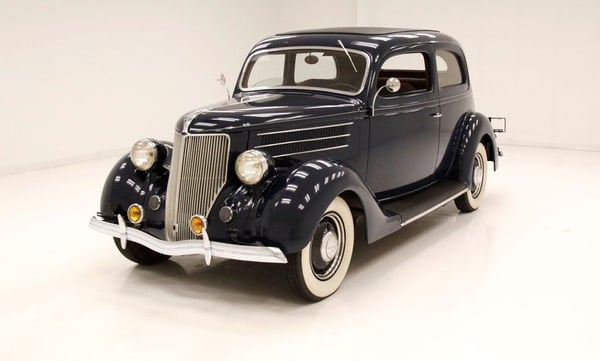 1936 Ford Deluxe Sedan