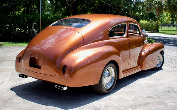 1947 Chevrolet Fleetline Aero Sedan Resto-Mod