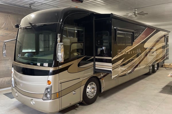 2011 American Tradition Motorcoach