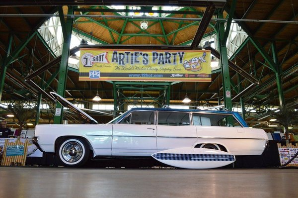 1964 Pontiac Bonneville for Sale $37,500