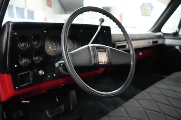 1986 Chevrolet C10  for Sale $29,900 