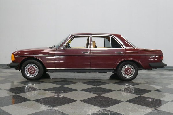 1983 Mercedes-Benz 240D for Sale $18,995