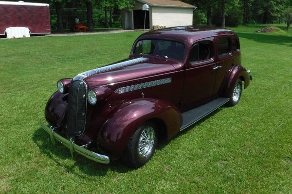 1936 Pontiac Sedan  for Sale $51,995 