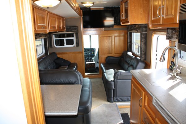 2008 Haulmark/ Pre-emission chassis for Sale $159,995