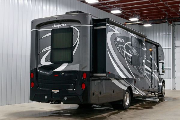 2019 Jayco Seneca 37FS Super C Motorhome RV 360HP