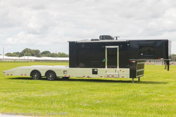 New Sundowner 2286KM - 40' Krawler Hauler