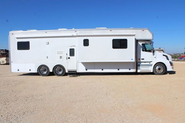 2007 Renegade-Road House 45 Opposing Slides for Sale $144,998