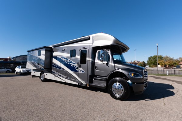 2026 Renegade Verona 40 VBH 