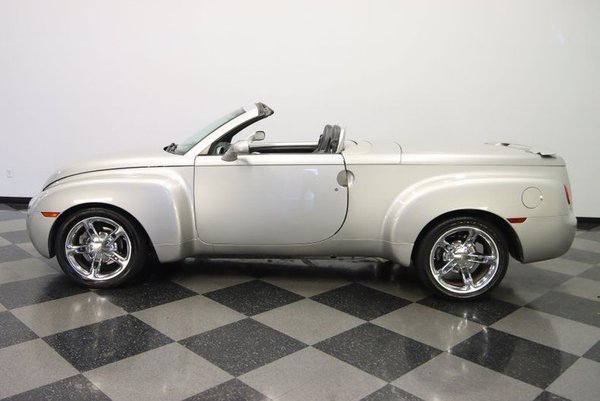 2004 Chevrolet SSR for Sale $23,995