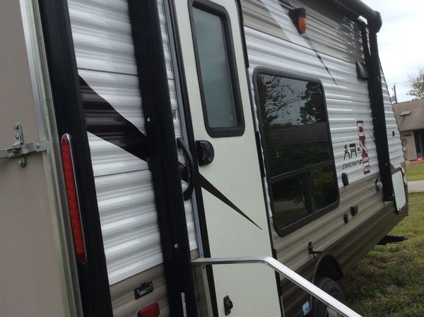 2017 Starcraft AR-One 17 ft toy hauler for Sale $19,900