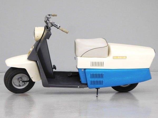 1961 Cushman Pacemaker Model 722  for Sale $5,495 