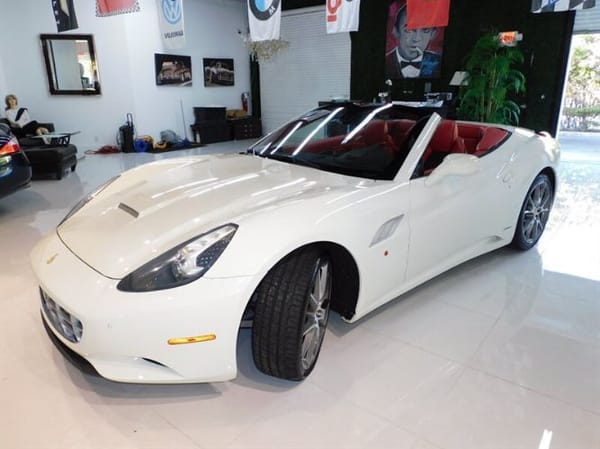 2013 Ferrari California  for Sale $149,895 
